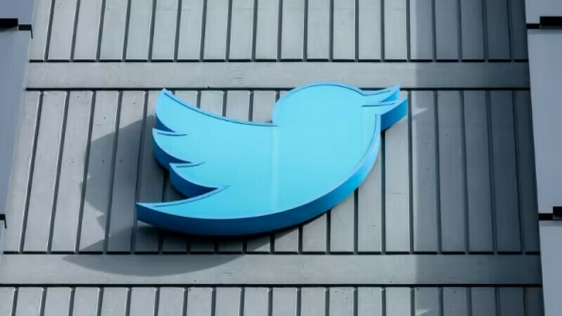 Elon Musk replaces iconic Twitter logo