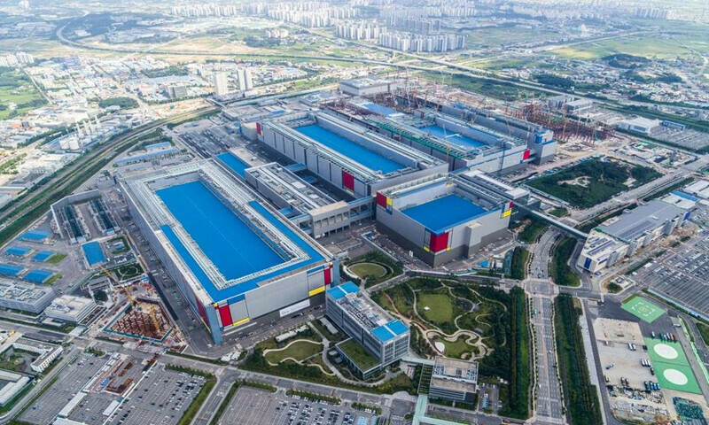 Samsung Display to invest $3.1 bln in OLED production in South Korea