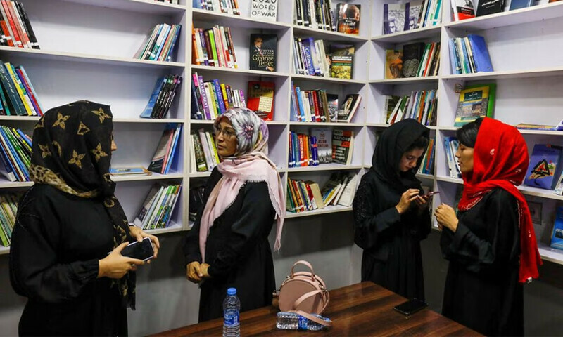 UN Afghan staff told to stay home as Taliban signals UN female ban