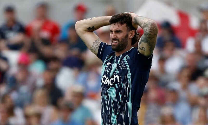 England bowler Topley suffers shoulder injury ahead of World Cup
