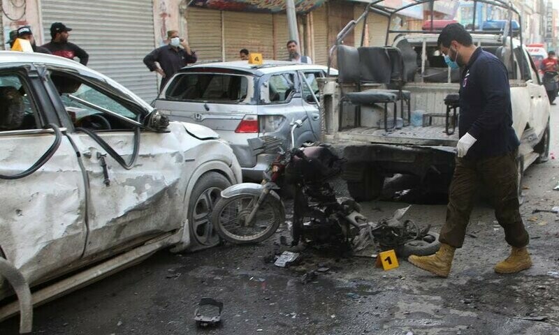 Blast targeting police vehicle in Quetta kills 4, injures 18