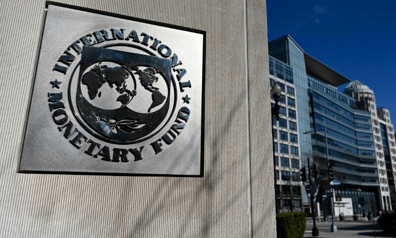 IMF forecast low interest rates across the world