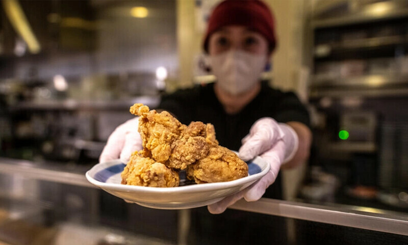 Karaage kings: judges hunt for Japan&rsquo;s best fried chicken