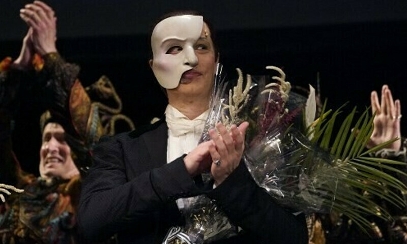 &lsquo;Phantom of the Opera&rsquo; ends record run with final Broadway bow
