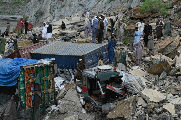 In Pictures: How landslide buried trucks at Torkham border crossing
