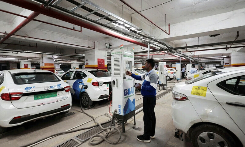 Indian taxi startup BluSmart picks EV fight with Uber