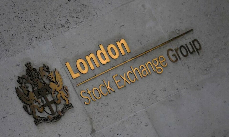 Stocks ease, dollar perks up as focus returns to Fed and inflation