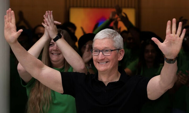 India sees Apple nearly tripling investment, exports in coming years