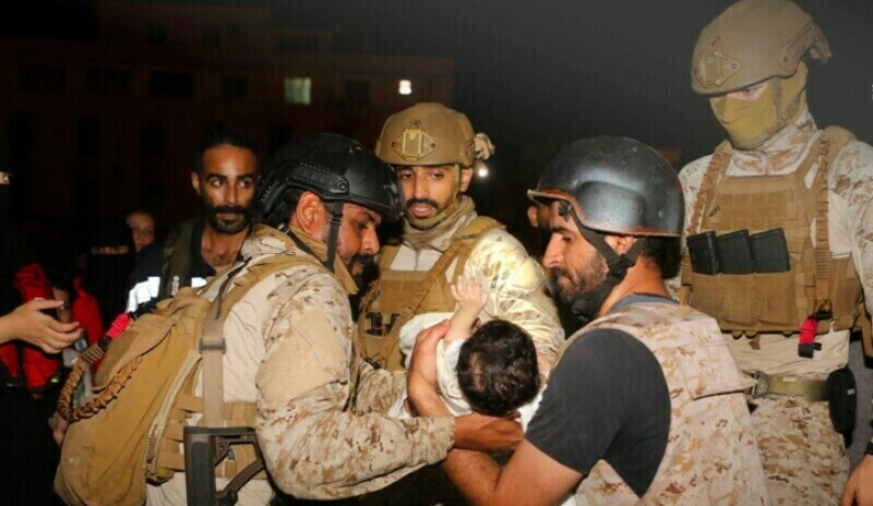 Foreign states rush high-risk Sudan evacuation, some foreign citizens hurt