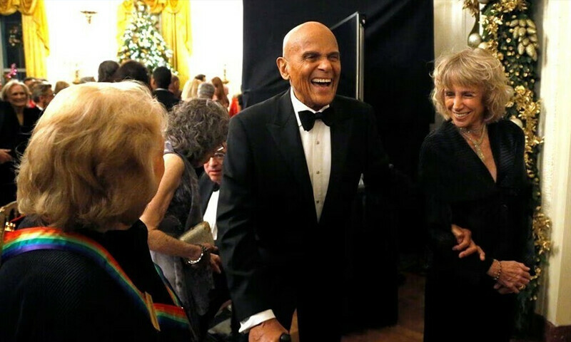 Harry Belafonte, who mixed music, acting, and activism, dies at 96