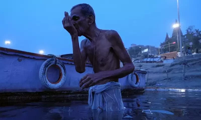 India&rsquo;s elderly await death in holy city