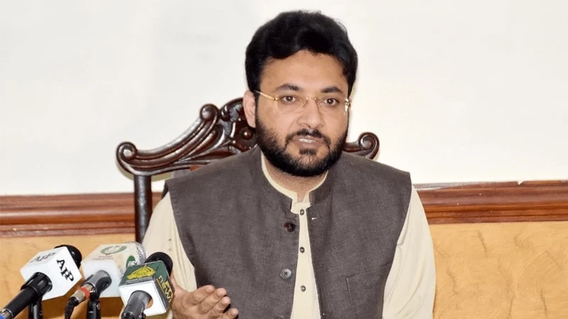 FIA stops PTI&rsquo;s Farrukh Habib at Islamabad airport