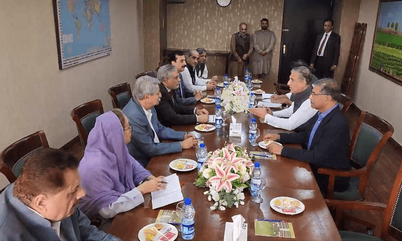Election talks: Nawaz orders firmness as PTI hints at protests
