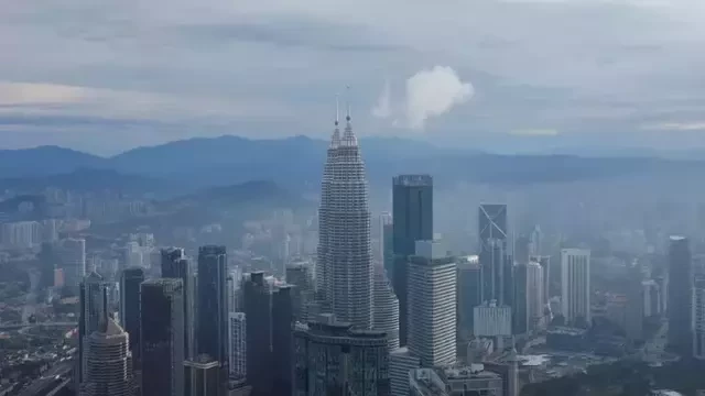 Malaysia to move to dual network model for 5G after expanding coverage