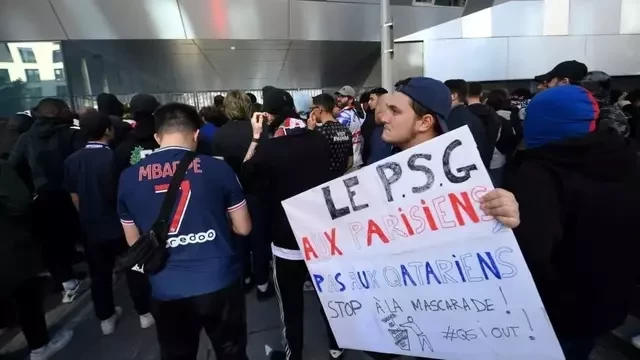 &lsquo;Sincerely worried&rsquo;: PSG fans protest over Messi saga, disappointing form