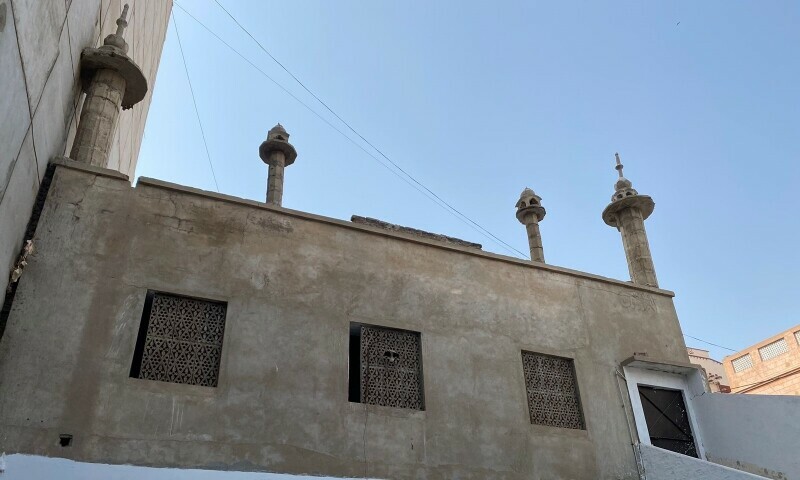 Mirpurkhas Ahmaddiya worship place loses minarets to mob attack