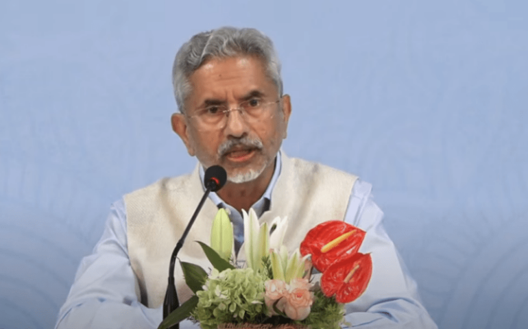 A desperate Indian foreign minister bursts out against Pakistan at SCO briefing