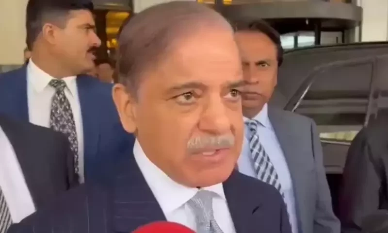 PM Shehbaz extends London stay for a day for consultation on &lsquo;national issues&rsquo;