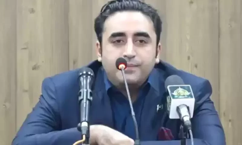 Bilawal slams Imran Khan, reiterates his warning against &lsquo;raising Altaf of Punjab&rsquo;