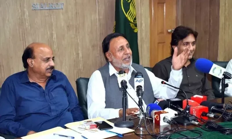 PTI leader Mehmoodur Rasheed arrested