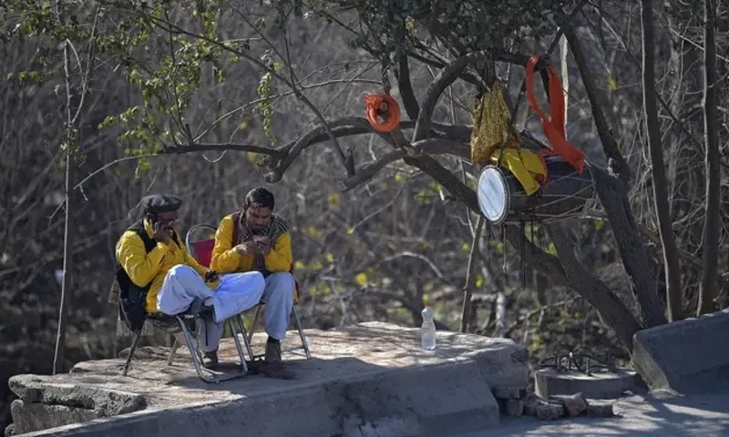 Twitter, Facebook, YouTube services restored in Pakistan: PTA