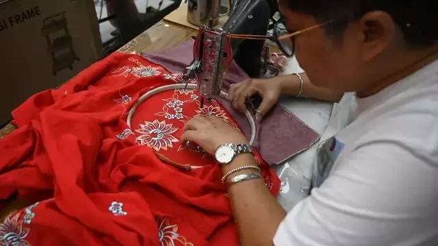 Southeast Asia seeks global recognition for &lsquo;special&rsquo; kebaya craft
