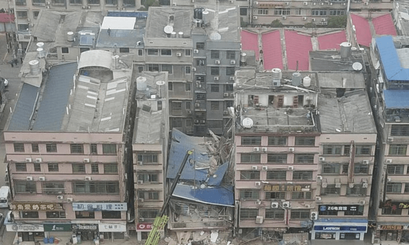 China punishes 62 officials over deadly building collapse