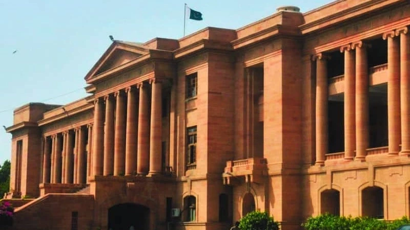 As UC chairmen face arrests, PTI moves court against Karachi mayor election