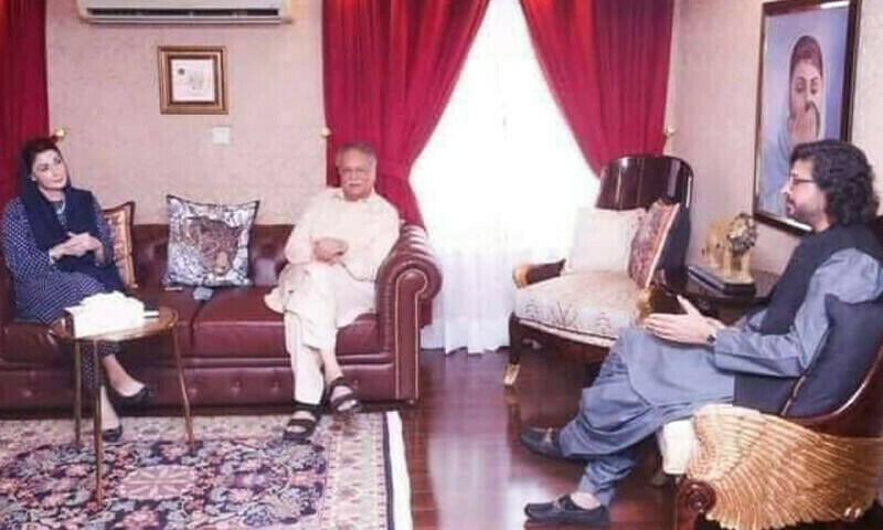 Former Dep. Speaker Dost Mazari joins PMLN