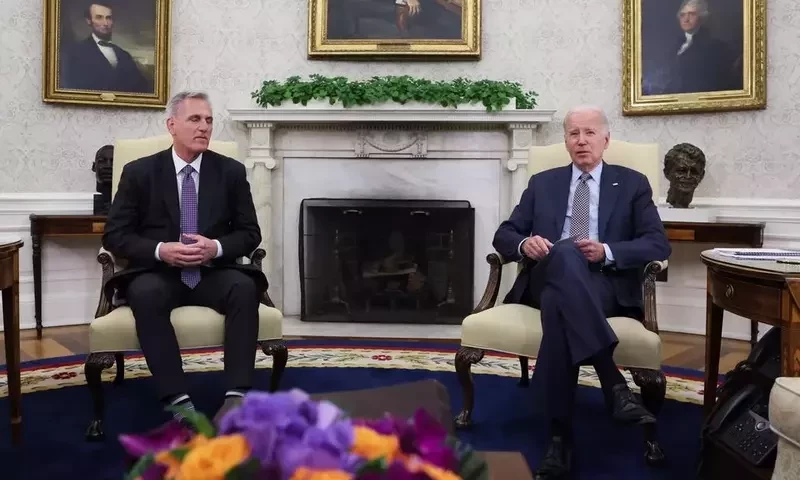 Biden, McCarthy meeting ends with no deal on debt ceiling