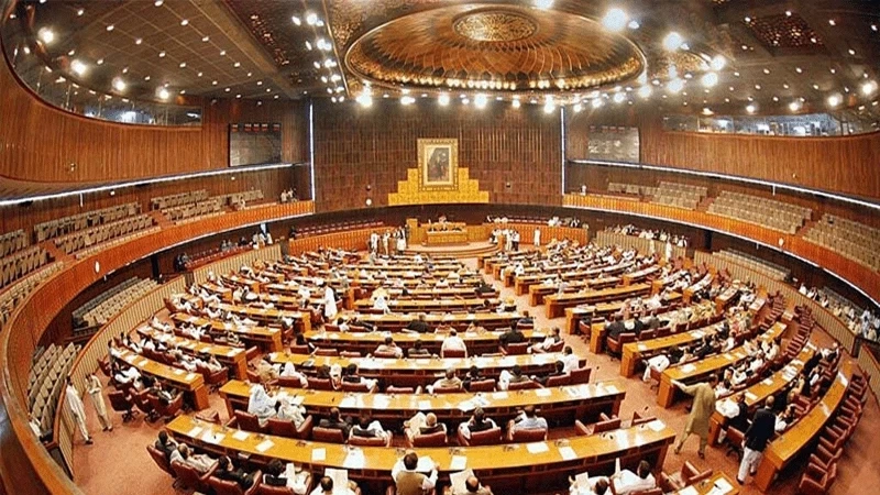 Finance ministry suggests 20% increase in salaries of govt employees