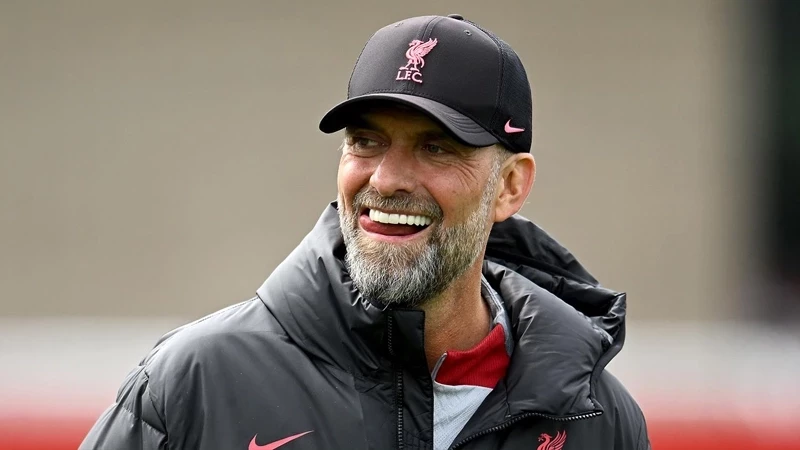 Klopp optimistic about Liverpool future despite &lsquo;historically&rsquo; bad season