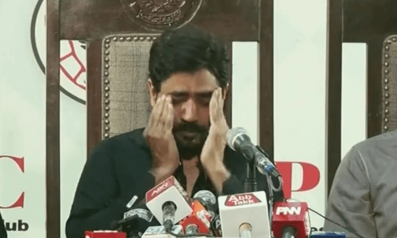 Teary-eyed Abrar-ul-Haq leaves PTI