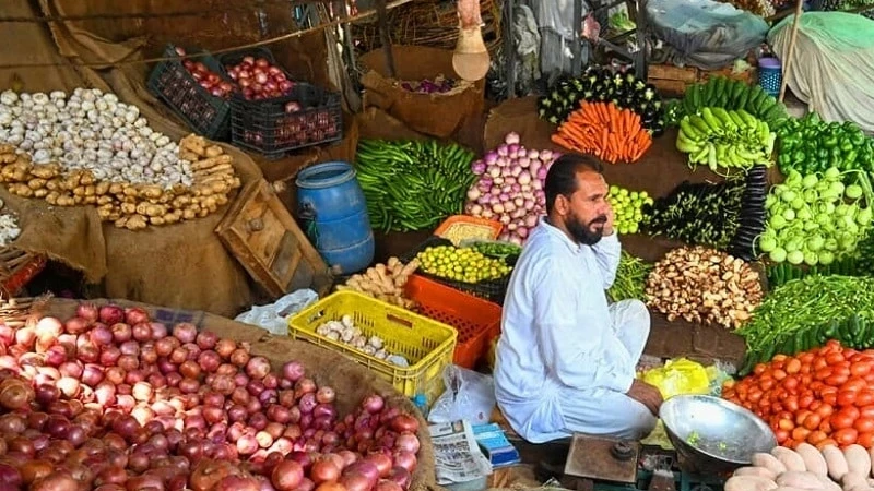 Inflation in Pakistan hits new record in May 2023