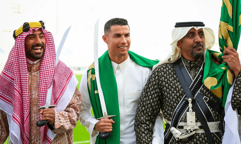 Ronaldo &lsquo;happy&rsquo; in Saudi Arabia, wants other top players to join him