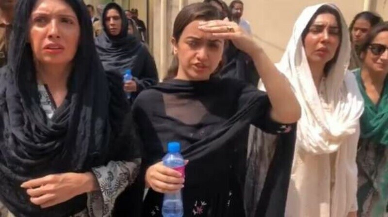 Faced no mistreatment in jail: Khadija Shah among 7 women produced before court in May 9 case