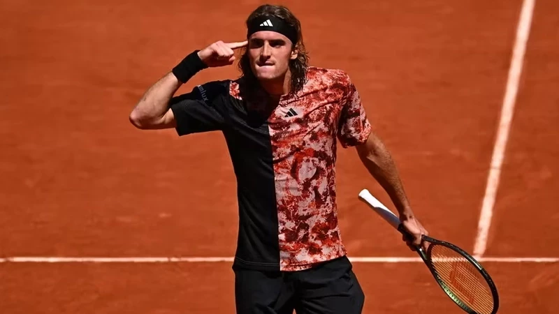 &lsquo;Nothing matters&rsquo;: Attitude adjustment helps Tsitsipas rediscover his rhythm
