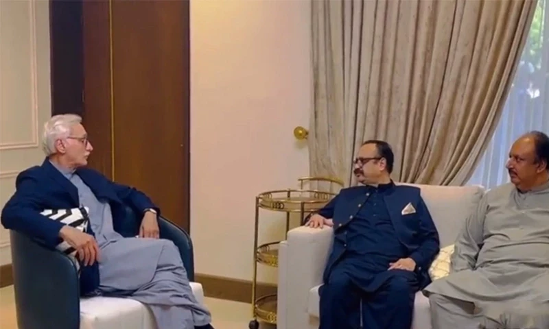 Political realignment: Jahangir Tareen, ex-PTI ticket holders convene separate huddles