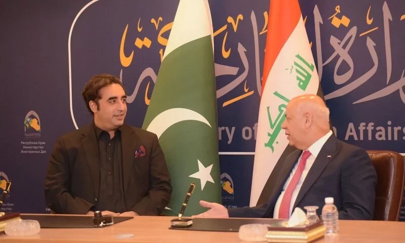 Pakistan, Iraq ink MoU on abolishing visa for diplomatic and official passport holders