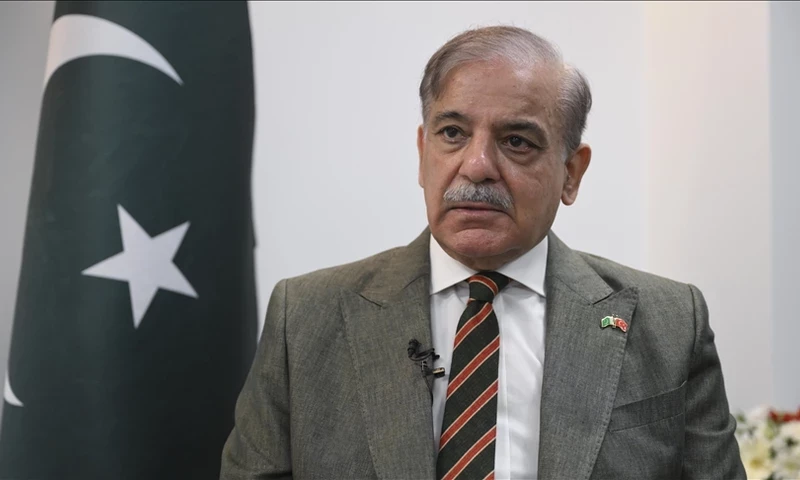 Pakistan &lsquo;very hopeful&rsquo; of finalising IMF deal in June