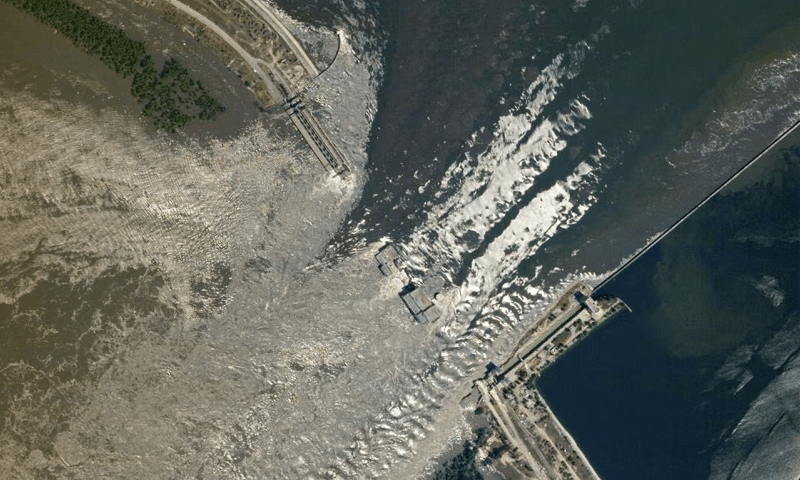 Russia, Ukraine blame each other after Kakhovka dam collapse