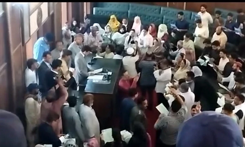 KMC&rsquo; reserved seats winners take oath