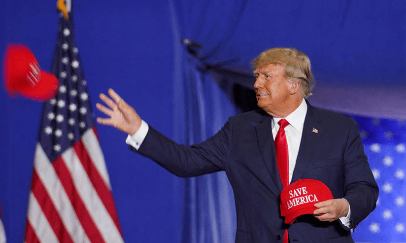 Trump magnifies attacks on Justice Department in post-charges speech