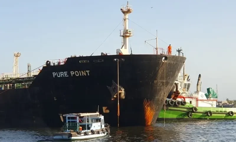 First cargo of Russian crude oil for Pakistan reaches Karachi