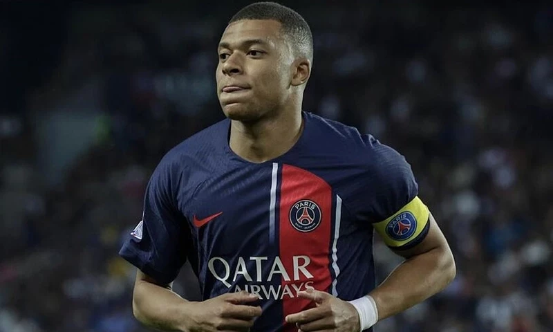 Mbappe future in major doubt after refusal to extend PSG contract