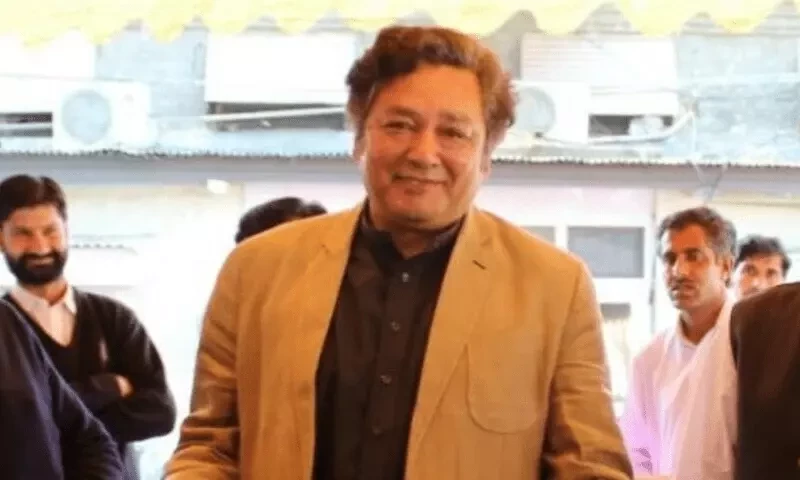 FIR of &lsquo;missing&rsquo; former PM&rsquo;s principal secretary Azam Khan registered