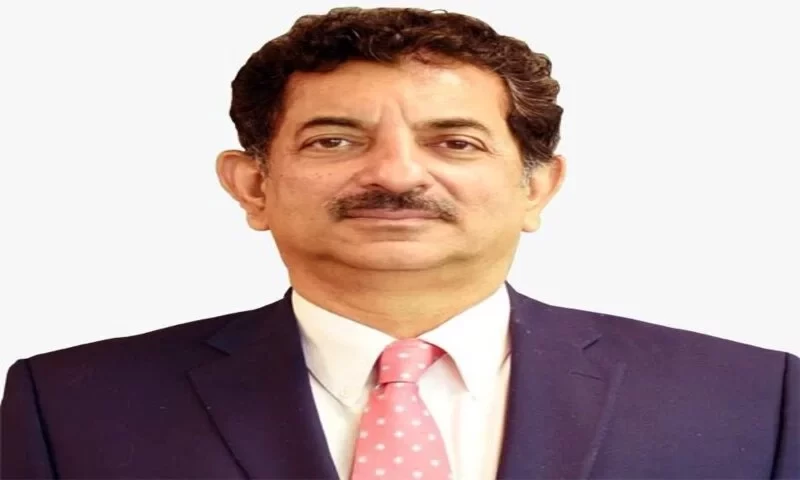 Asad Rehman Gilani assumes charge of NADRA chairman