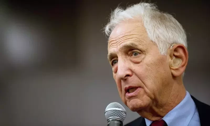 Daniel Ellsberg, who leaked &lsquo;Pentagon Papers,&rsquo; dies at 92