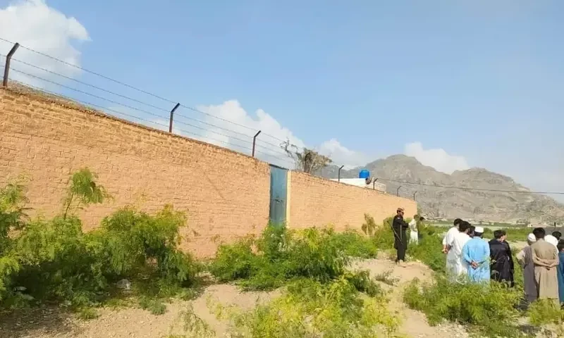 Education officer stabbed to death by &lsquo;husband&rsquo; in KP&rsquo;s Landi Kotal