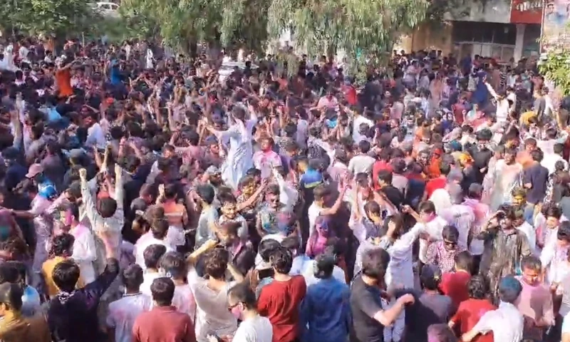 HEC bans Holi celebrations in Pakistan universities